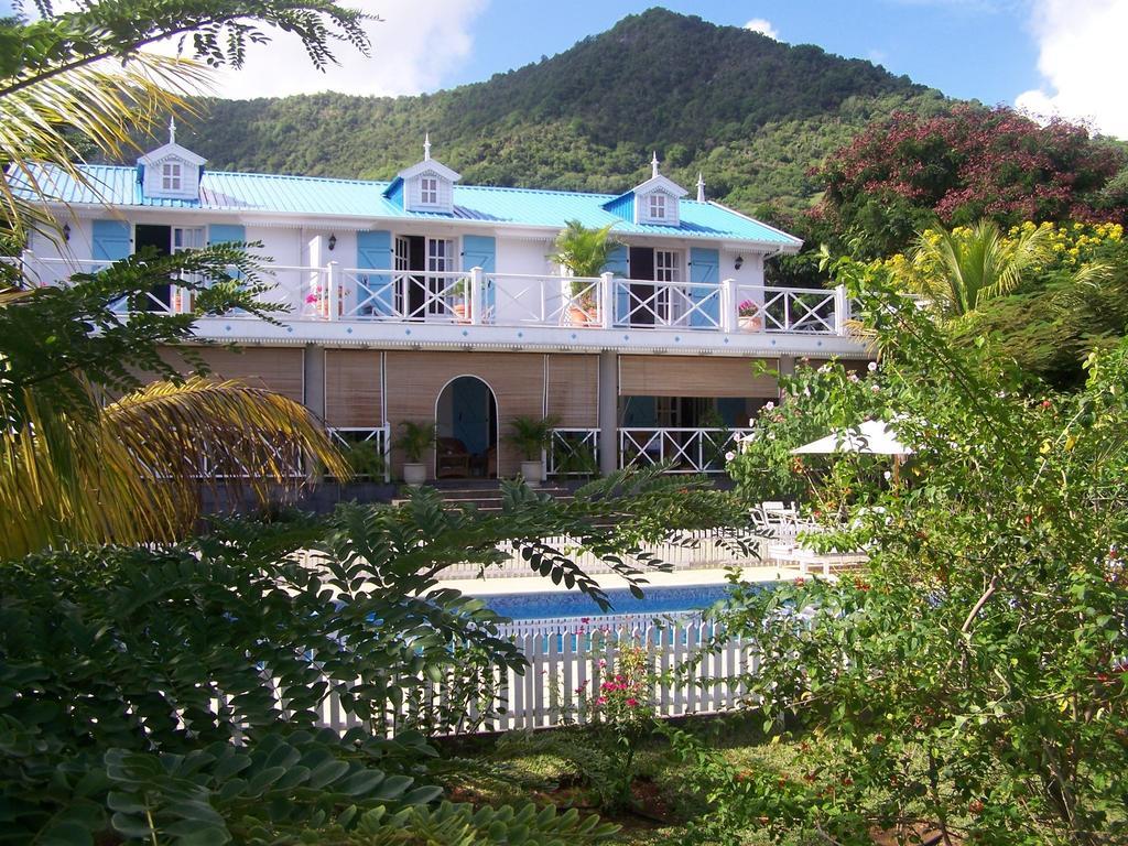 Bed And Breakfast Maison Papaye La Gaulette Exterior photo